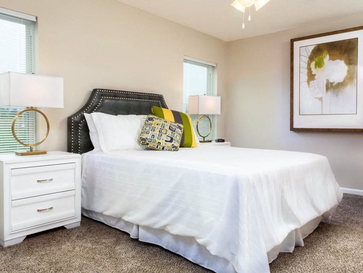 Avon Lake OH Apartment Rentals Redwood Hampshire Highlands Master Bedroom